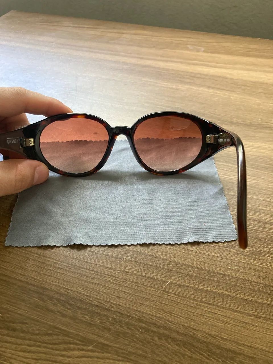 Óculos Givenchy  - Foto 2