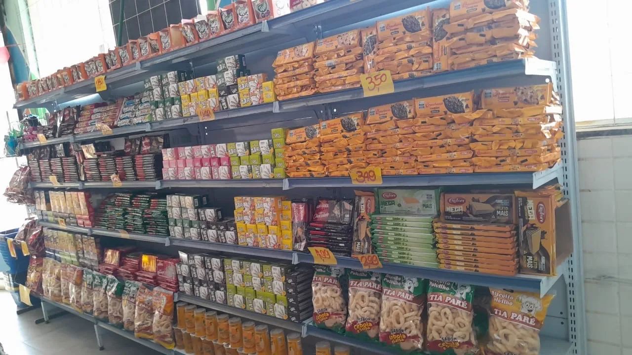 Loja completa de Gôndolas para Mercado / Mercearia - Excelente Estado - Parede e Centro - Foto 5