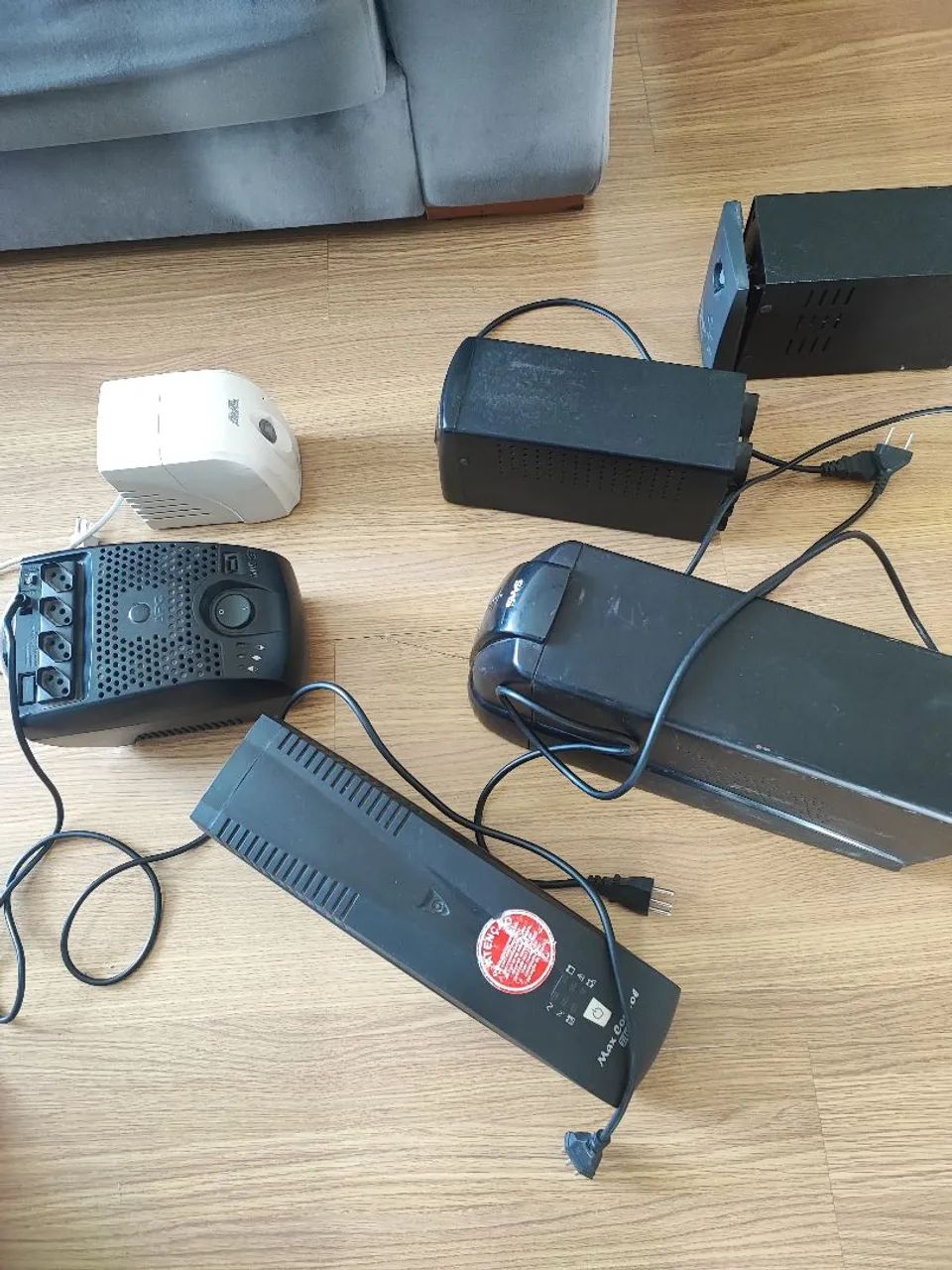 Vendo Lote de Nobreaks usados - Foto 4