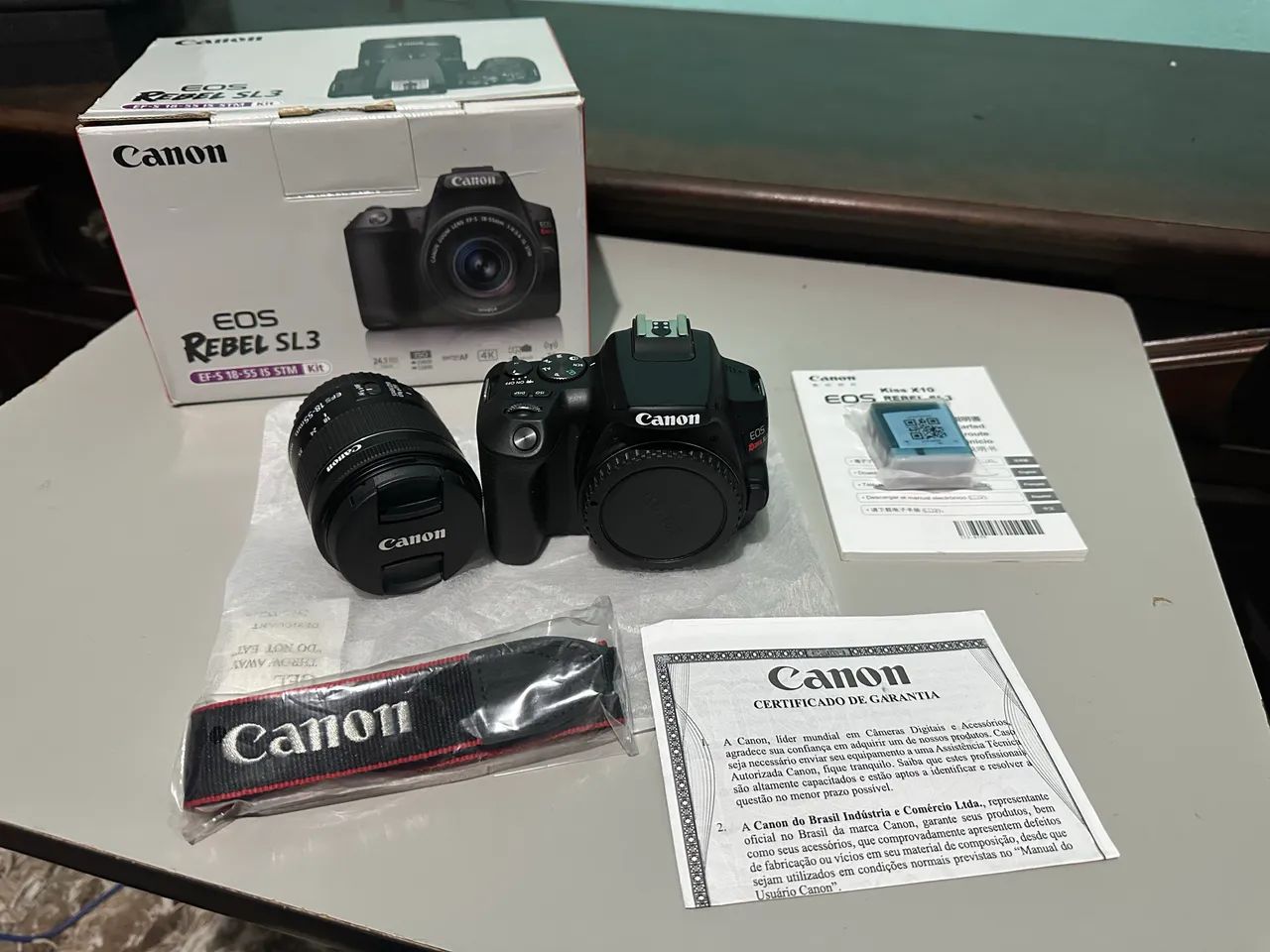 Canon EOS Rebel SL3 + Lente EF-S 18-55 IS STM