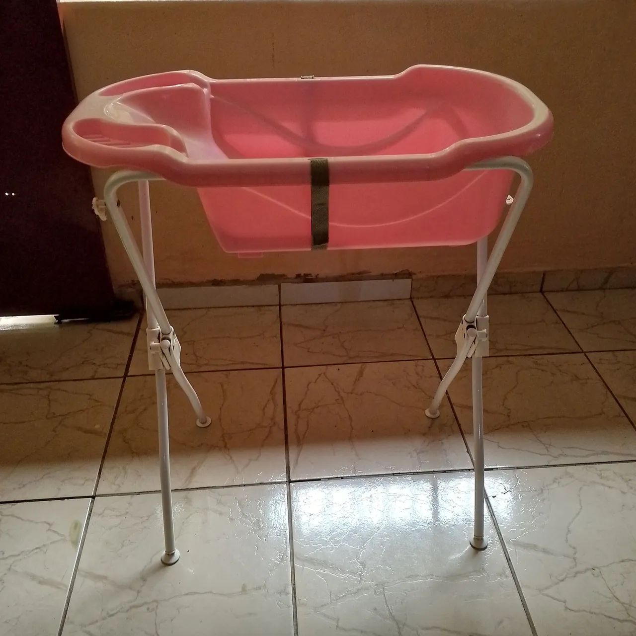 banheira com apoio completa  - Foto 4