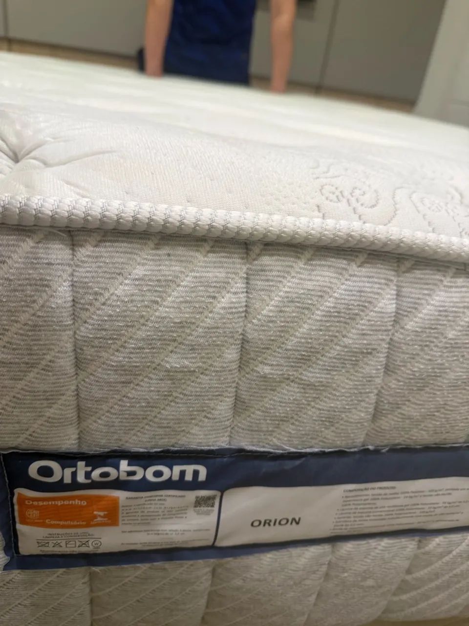 Cama com box