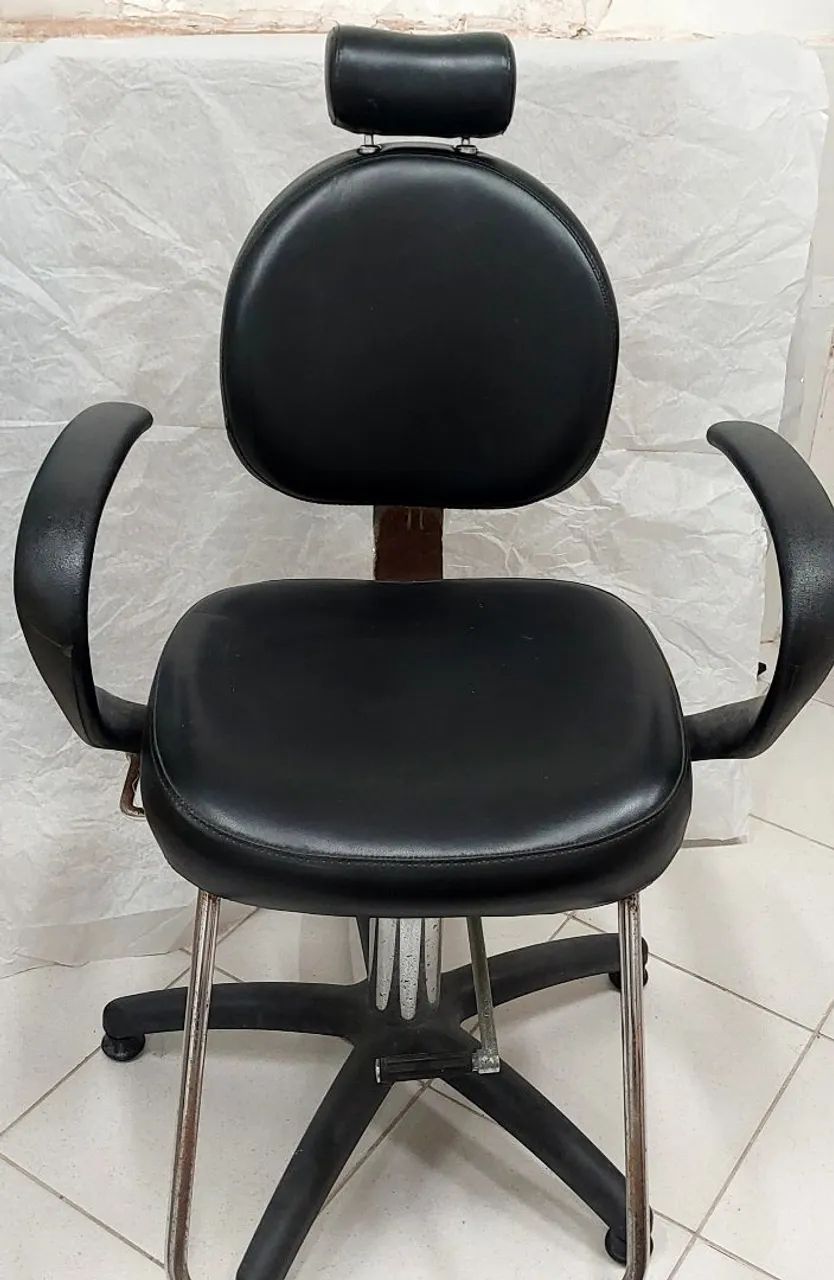 CADEIRA SALÃO HIDRÁULICA PRETA