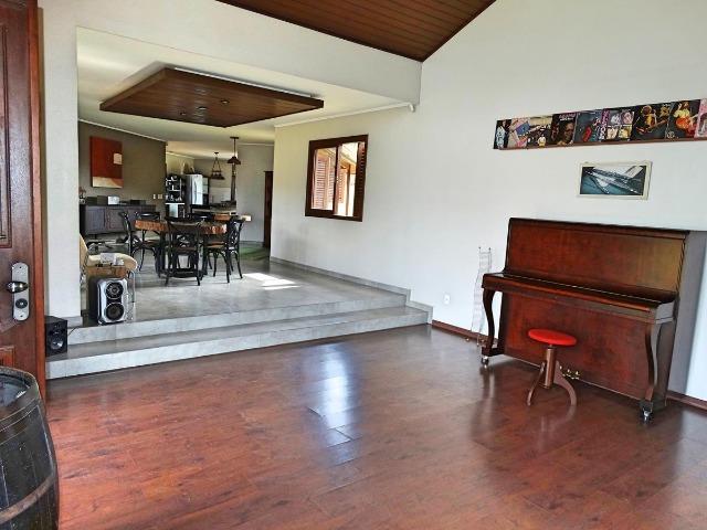 Excelente chácara na Contenda c/ 12.100m² c/ casa de 680m²!! - Foto 6