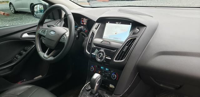 Focus Titanium Fastback Plus 2.0 Semi Novo - NA GARANTIA DA FORD!