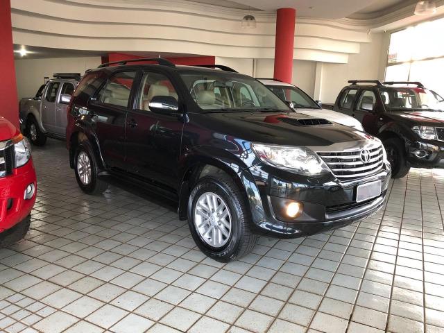 Toyota Hilux SW4 SRV_3.0D4-D_AUT._4X4_7LgareS_ExtrANoA_LacradAOriginaL_RevisadA_ - Foto 5