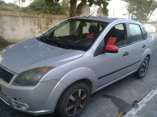 Ford Fiesta Sedan 1.0 Kit Gás R$ 13.500,00 - Foto 5