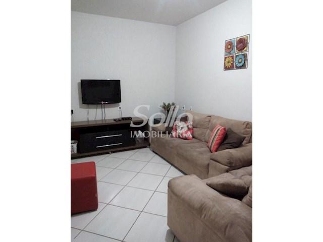 Casa para alugar com 3 dormitórios em Pacaembu, Uberlândia cod:10979