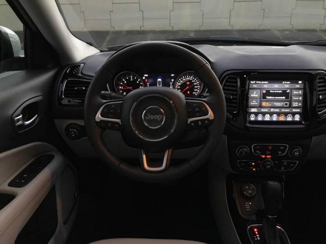 Jeep Compass Limited diesel - Foto 6