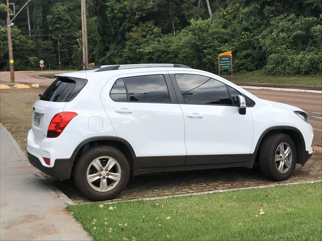 Vendo Tracker LT turbo pouco rodado, novo e muito abaixo da tabela Fipe. - Foto 2