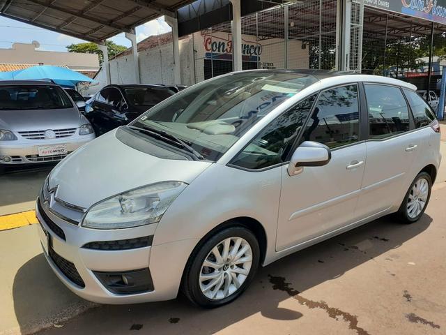 C4 Picasso R$ 25.990,00 Financia Sem entrada