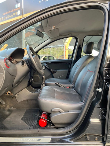 Renault Sandero Stepway 1.6 Completo 2014 - Foto 12