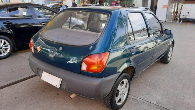 Ford Fiesta 1.0 1999 4 Portas c/ Direção Hidráulica - Foto 3