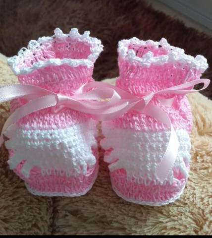 sapatinhos de crochê infantil