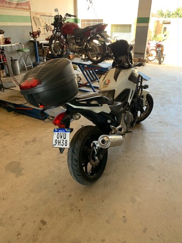 NC 700 MOTO IMPECÁVEL , REVISADA,PNEUS TRASEIRO NOVO,VÁRIOS ACESSÓRIOS, ZAP *