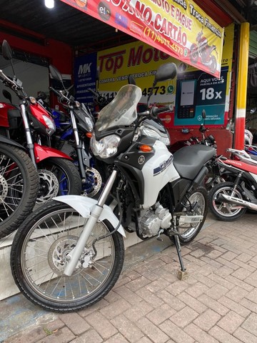 YAMAHA TENERE 250 BRANCA 2015, BAIXO KM, OTIMO ESTADO DE CONSERVAÇÃO !!! TOP MOTOS
