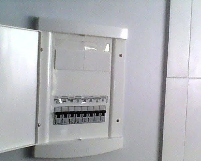 Eletricista Bairro dos Casa - 24h