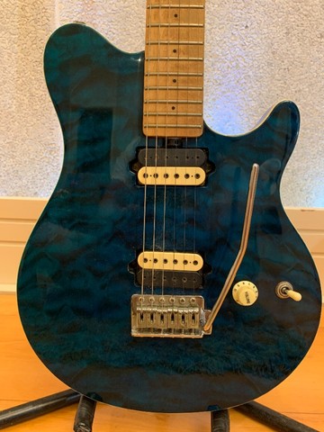 Guitarra Olp Axis By Ernie Ball (music Man) - Instrumentos