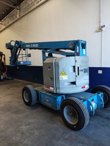 Locação de plataforma elevatória Genie Z-34/22  15mts - Foto 2