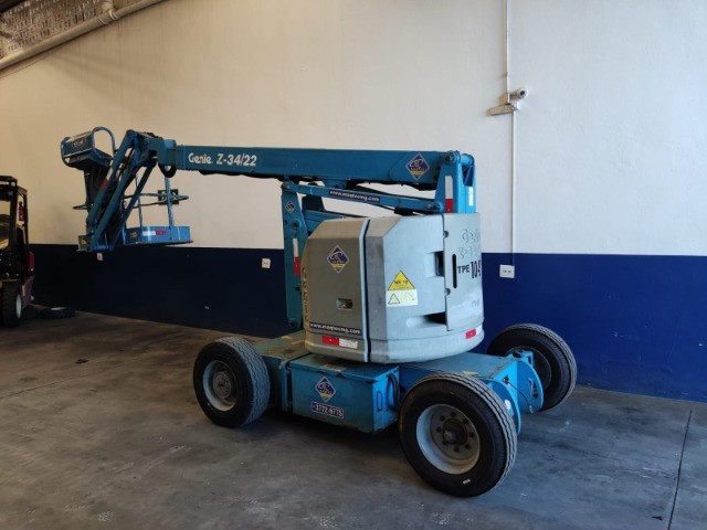 Locação de plataforma elevatória Genie Z-34/22  15mts - Foto 3