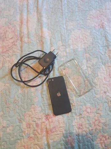 iPhone SE segunda geração 64 gigas preto  - Foto 6