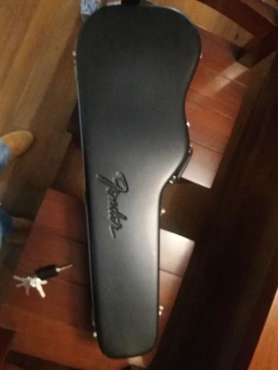 Guitarra Fender Stratocaster - Foto 2