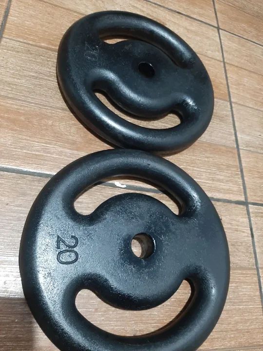 anilhas vazadas ferro maciço de 20kg. 3x sem juros no crédito ? - Foto 4