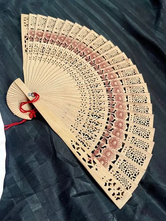 2 Leques Japoneses Decorativos (NOVOS) - Foto 2