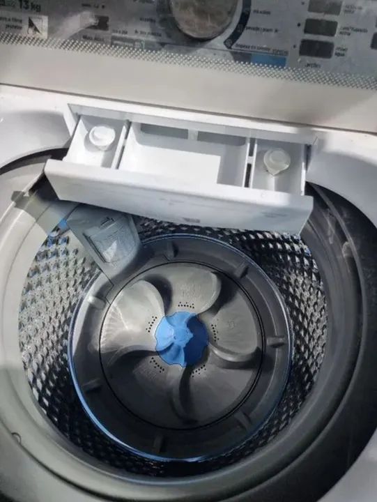 Vendo urgente maquina de lavar 13kg seminova 