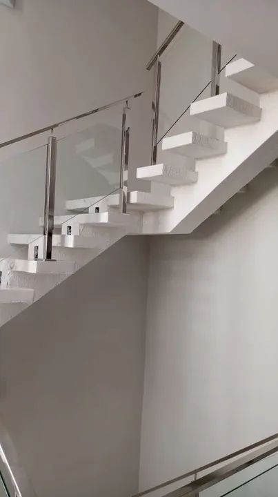 Escada de Concreto em Viga Central  - Foto 2