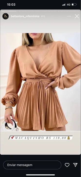 Macacão feminino bege com babado
