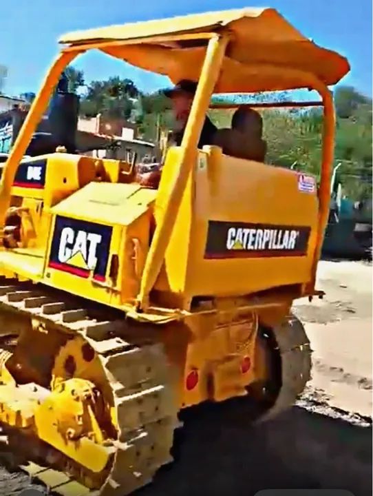 Trator de esteira D4 - Foto 4