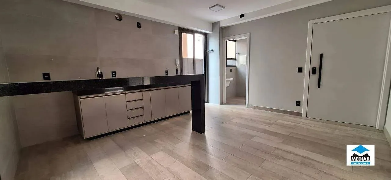 Apartamento de 1 quarto com área privativa, Lourdes - BH