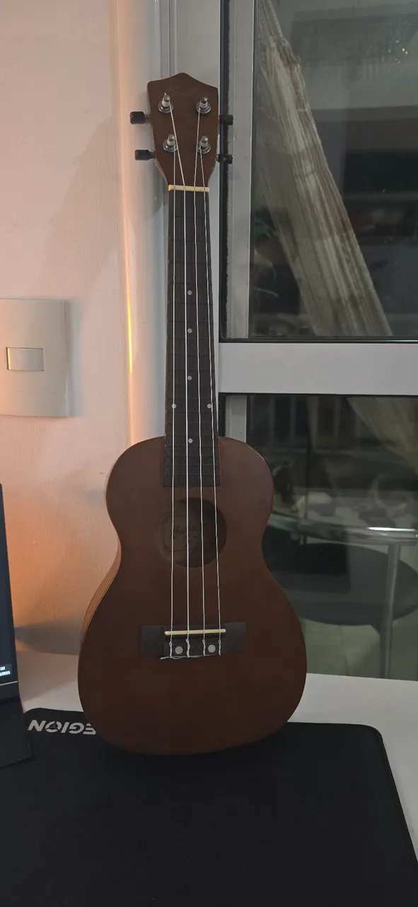 Ukulele Concerto - em Ótimo Estado
