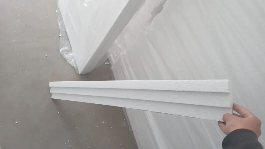 Vendo Molduras Isopor EPS - Modelo Escadinha! 