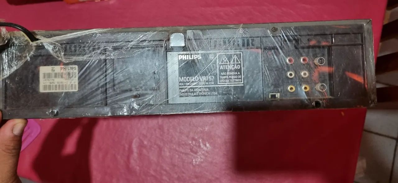 Vídeo Cassete Philips V757 Turbo Drive  6 cabecas estéreo hifi - Usado - Foto 2