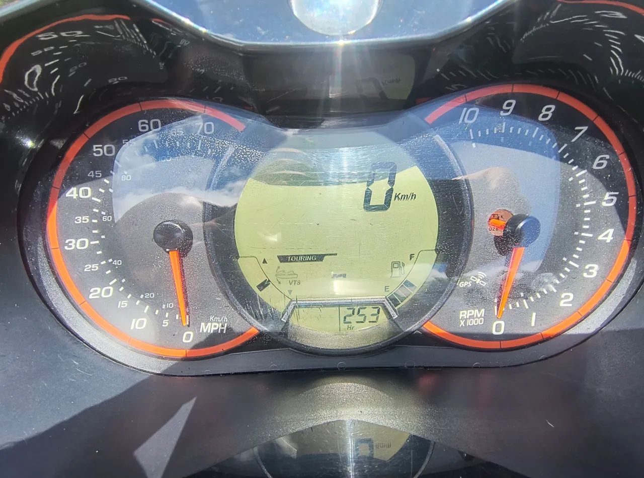 Jet Ski Sea-Doo GTR 215, Spark 3 Up - 2016 - Foto 9