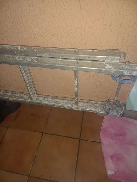 Escada de Alumínio -  Ideal para Pintura - Foto 4