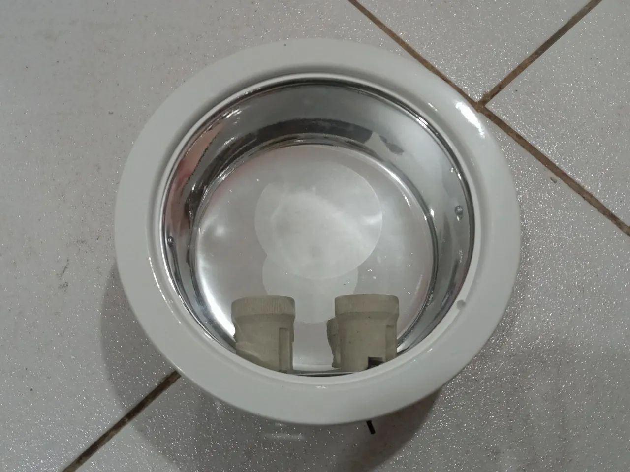 Luminária de Embutir com Vidro 2 Lâmpadas <br><br>Lâmpadas - Foto 6
