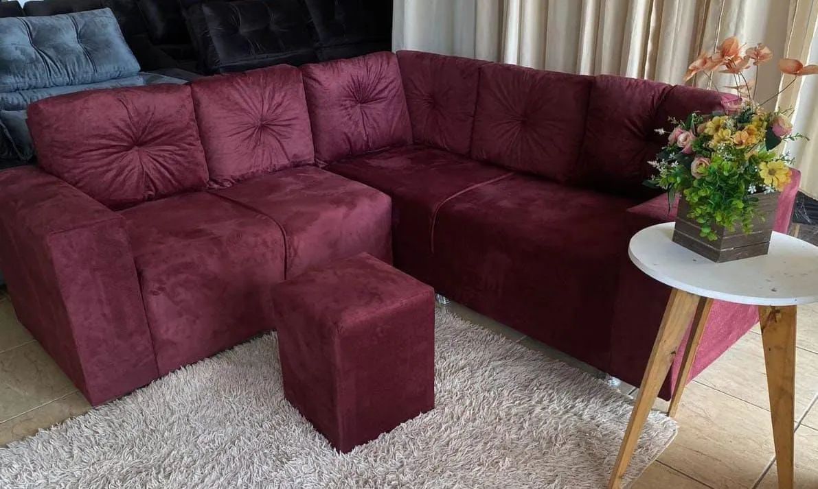 Sofá de canto com puff  A pronta entrega  - Foto 3