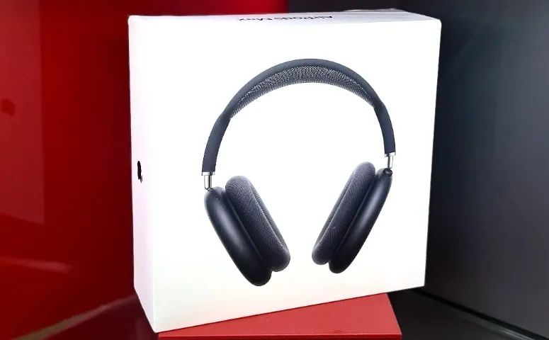 Apple AirPods Max - USB-C - Preto - Produto Novo com Garantia da Loja