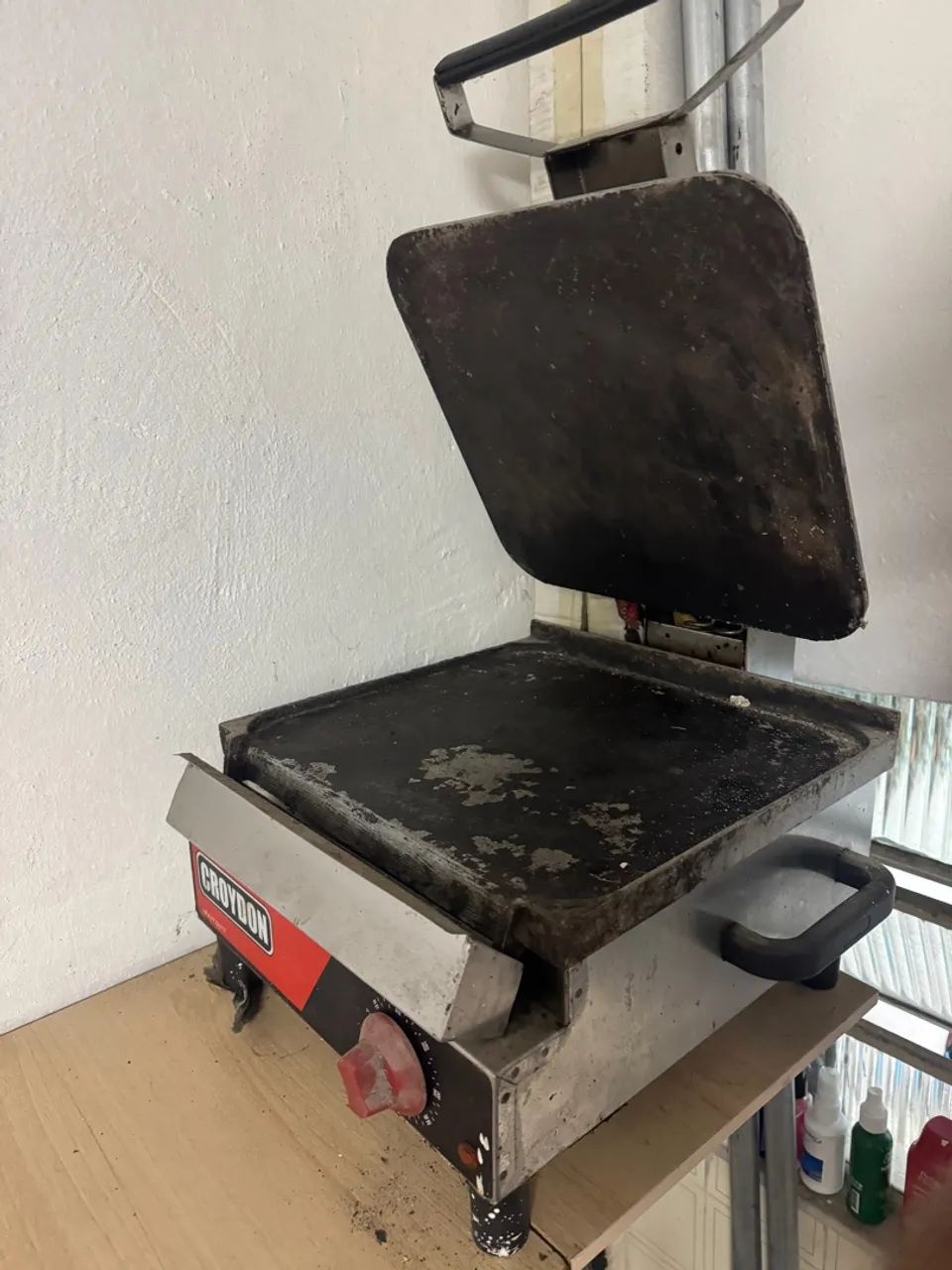 Sanduicheira Croydon  - Foto 2