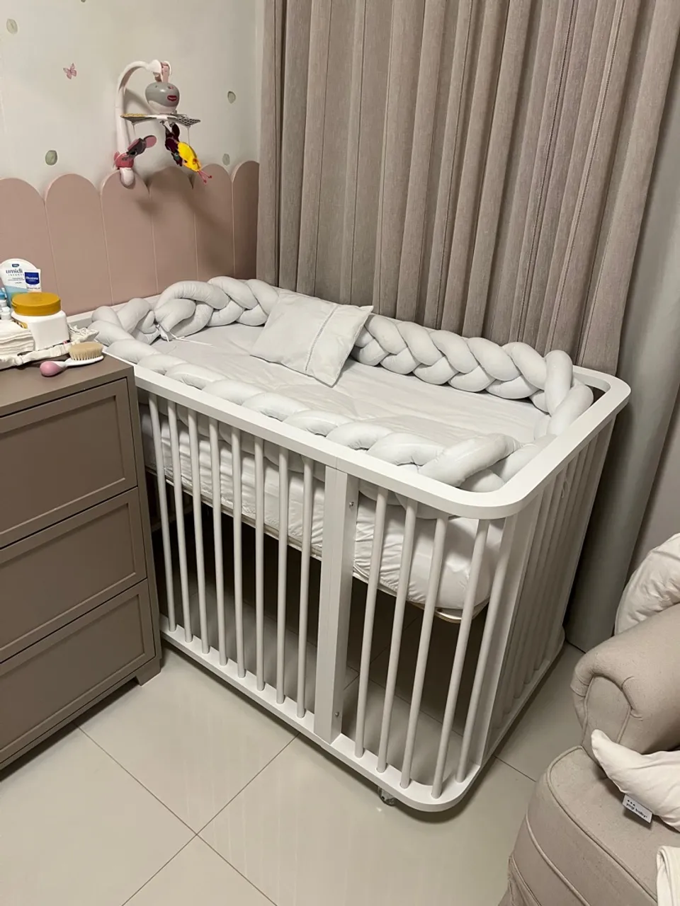 Berço Multifuncional 3 em 1: Acompanha o Crescimento do Bebê!