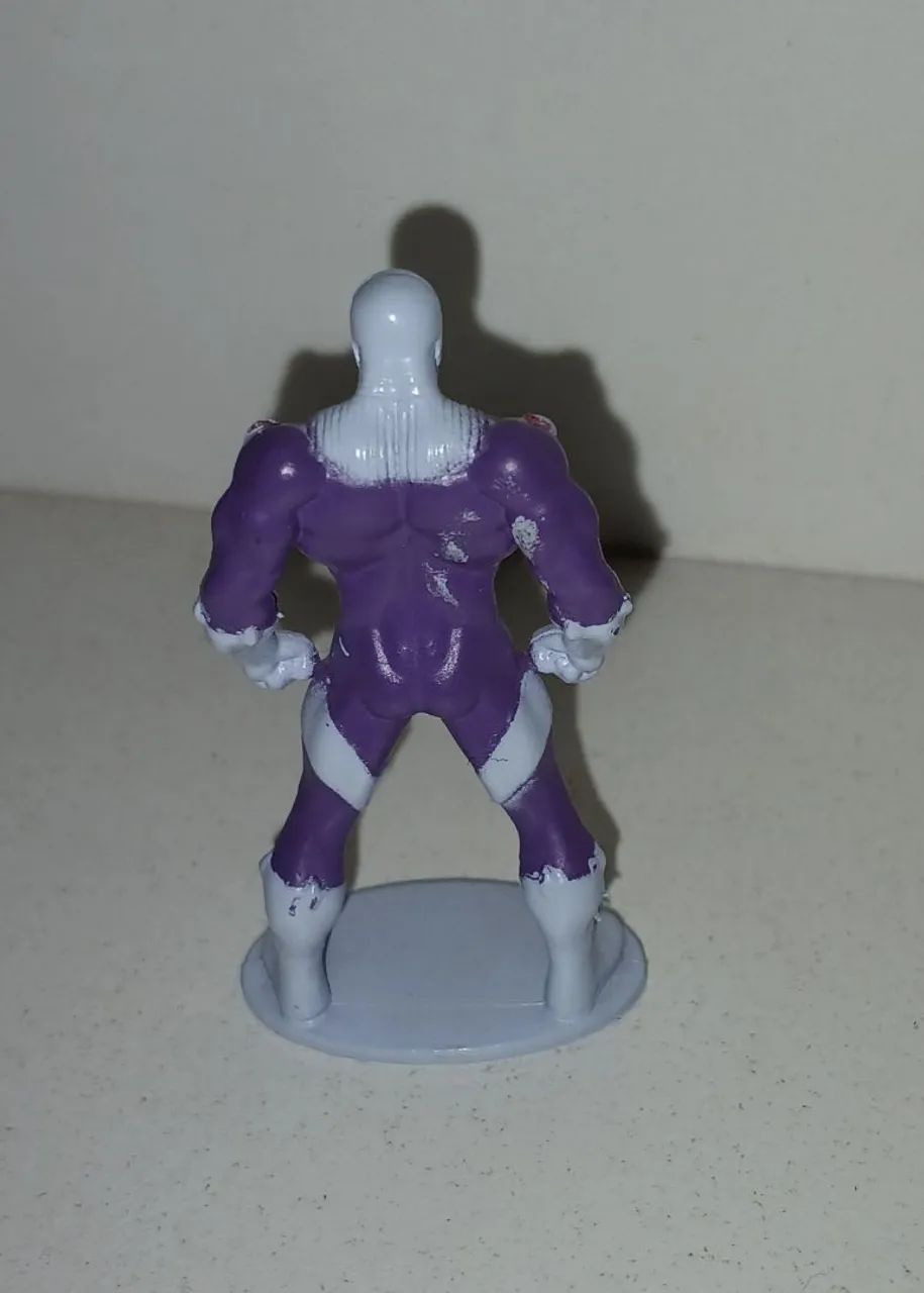 BONECO ACTION FIGURE MINIATURA DC COMICS BRAINIAC VILÃO SUPERMAN - Foto 2