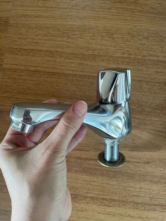 Torneira de Banheiro Cromada - Fabrimar - Excelente estado