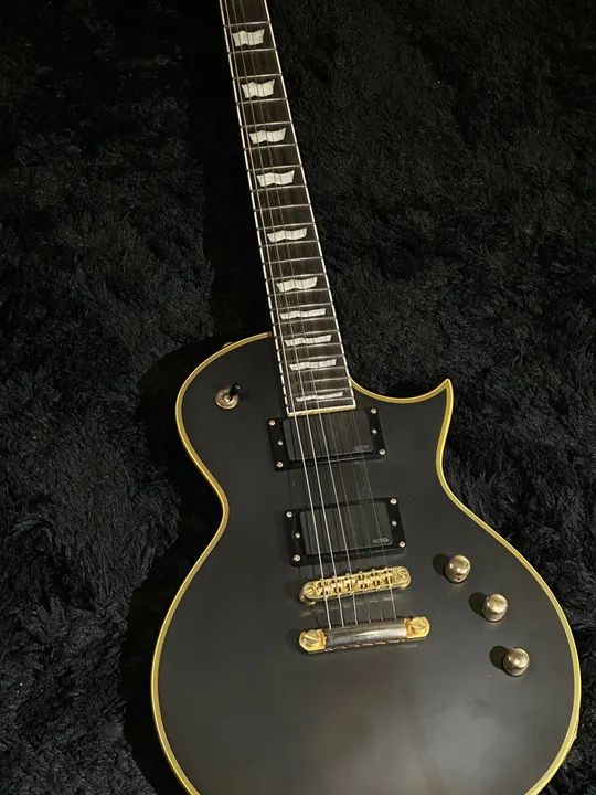 Guitarra LTD-EC1000 Deluxe BLACK VINTAGE COM CASE - Foto 4