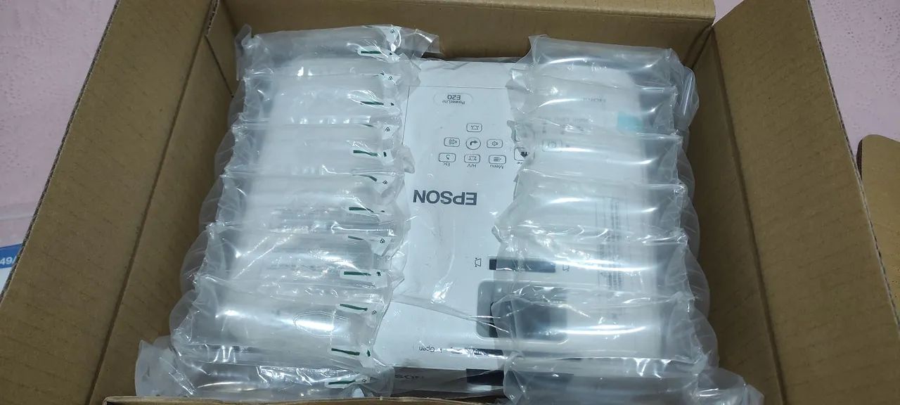 Projetor Epson PowerLite E20