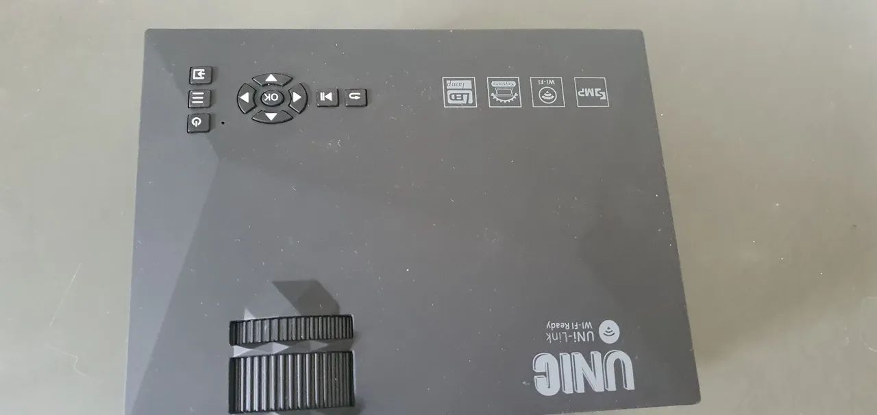 Projetor Multimídia UNIQ UC68 - Foto 2