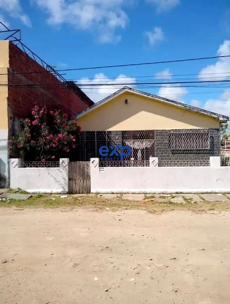 Vende-se ou aluga-se CASA no Bairro de AFOGADOS