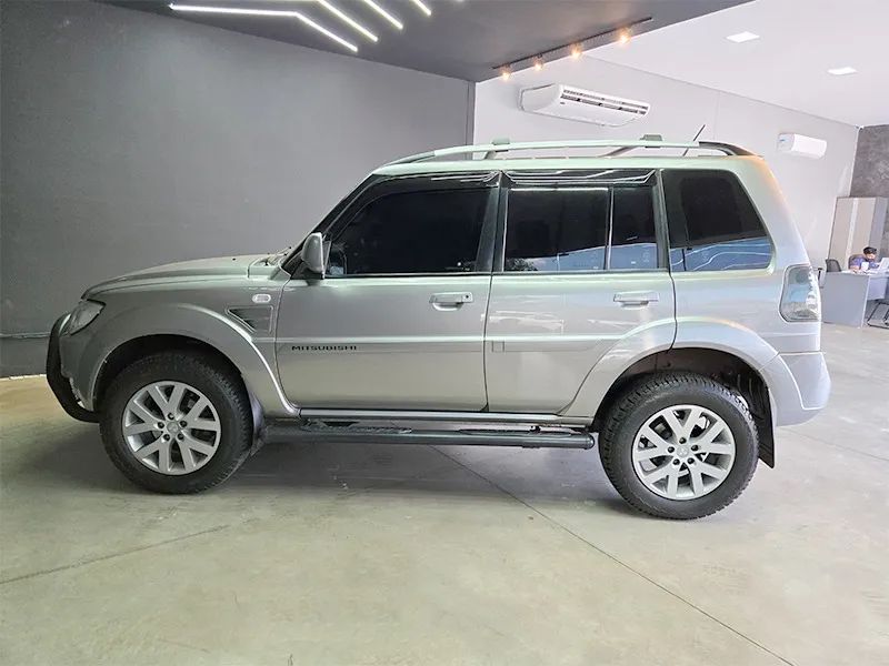 Mitsubishi Pajero Tr4 2.0 4X4 16V 140Cv Flex 4P Automático - Foto 5